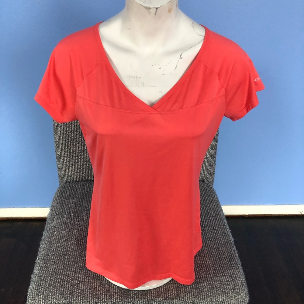 Columbia Pink V-Neck Activewear Tee